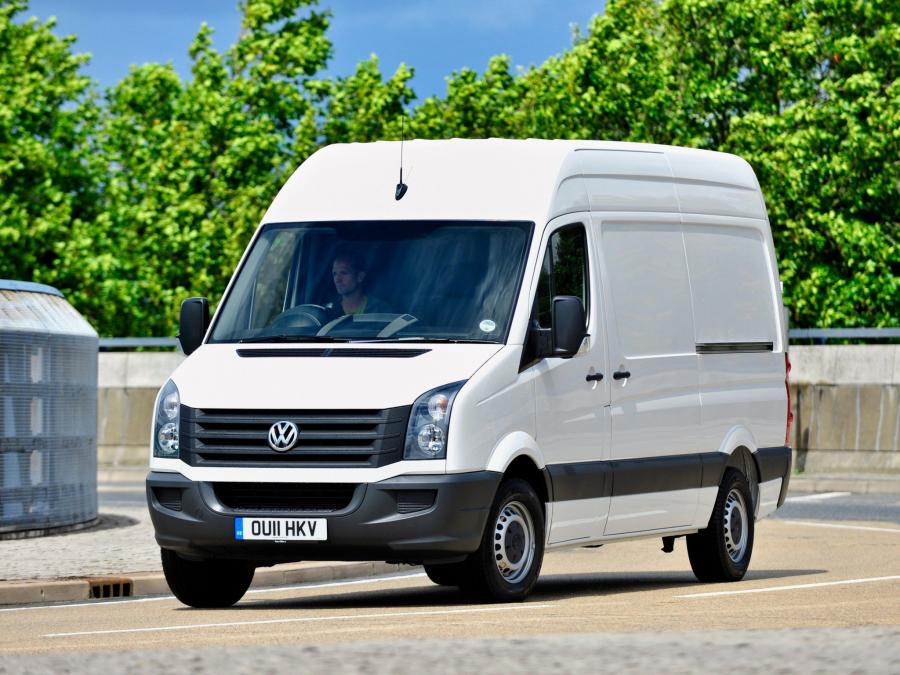 Volkswagen Crafter High Roof Van 2011 года  (UK) (фото 12 из 21)